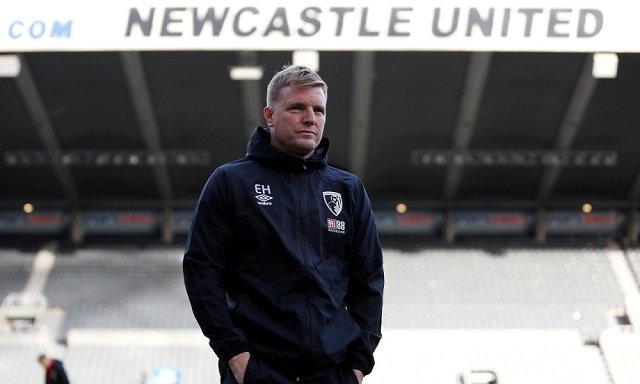 Huấn luyện viên Newcastle hiện tại là Eddie Howe